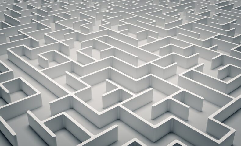 Maze Puzzle Labyrinth Challenge - BlenderTimer / Pixabay
